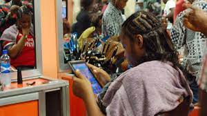 Abuja Hair Stylists Say Economic Situation Hurting Business – News Agency Of Nigeria